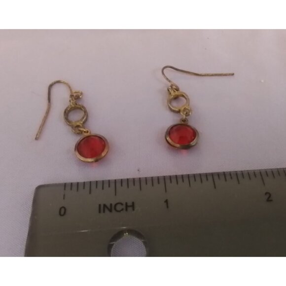 Vintage Gold Tone Dangle Earrings With Red Gemstone - Picture 2 of 3